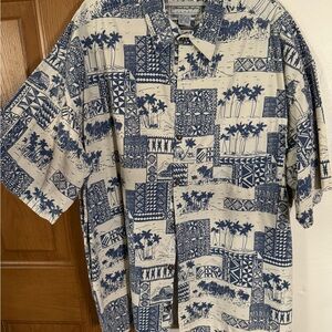 Blue and White Honolua Surf Co Patterned Tropical Men's Shirt XL